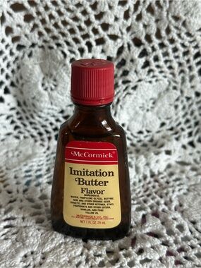McCormick Imitation Butter Flavor - Red Cap